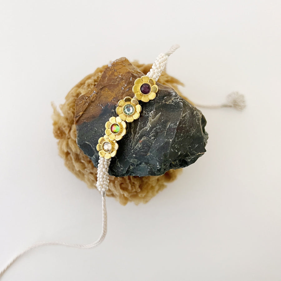 Sunehri Phool Rakhi